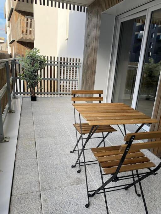 Appartement T3 Moderne - Proche Tram - Parking Prive à Angers Extérieur photo